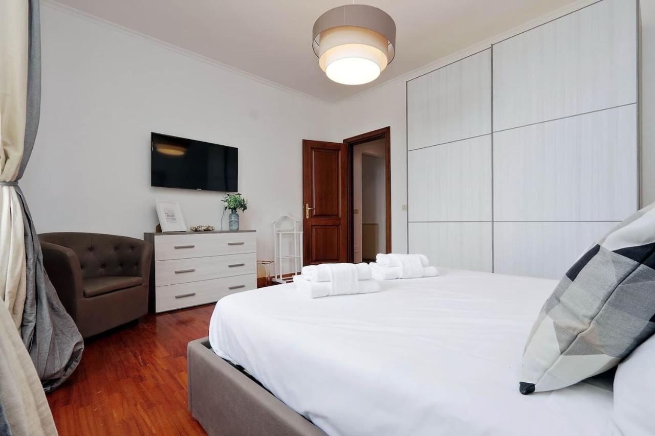 Colosseo Sunset Apartment Рим Экстерьер фото