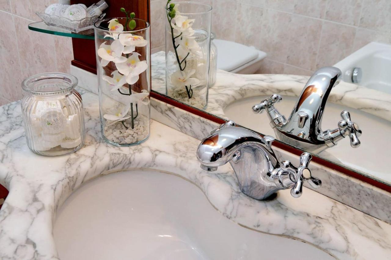 Colosseo Sunset Apartment Рим Экстерьер фото