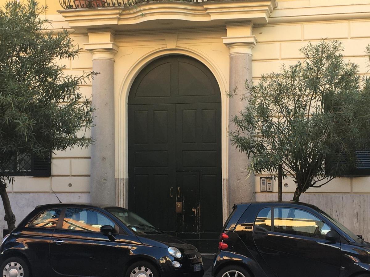 Colosseo Sunset Apartment Рим Экстерьер фото
